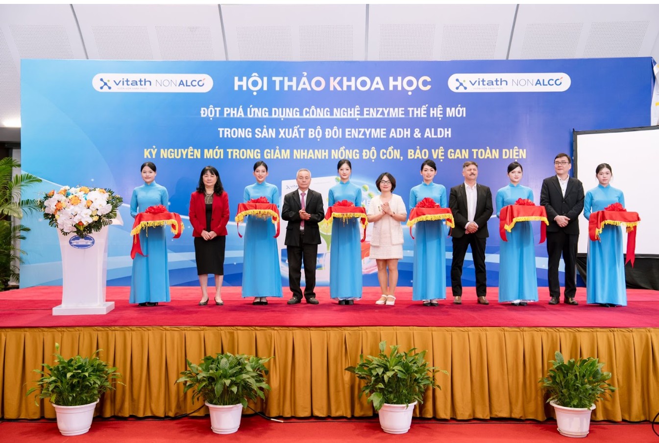 Từ bàn tiệc đến bệnh viện: Khi bệnh gan ở người Việt bị trẻ hóa vì rượu bia